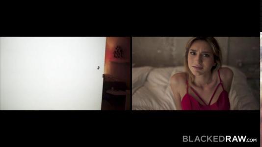 Превью Негр заставил брюнетку глубоко заглотить член, а потом отымел ее № 1034