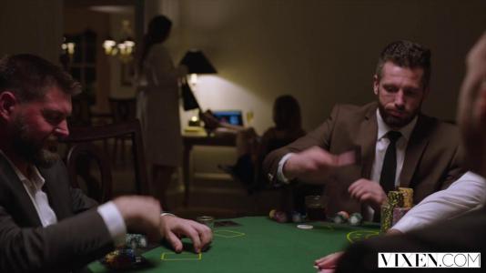 Превью Деловой мужик довел до оргазма двух сексуальных цыпочек № 1053