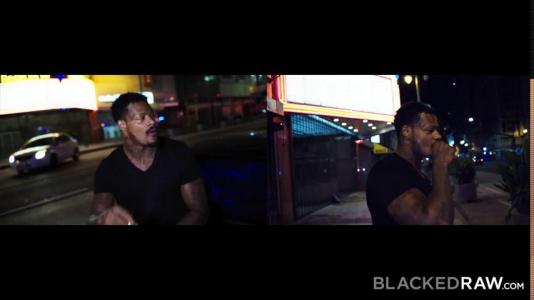 Превью Темнокожий мачо вылизал щелки красотки и насадил ее на свой черный стояк № 1080