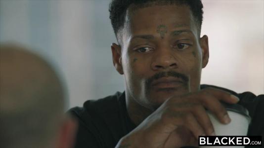 Превью Накаченный негр во всех позах отмыел шикарную девицу № 1153