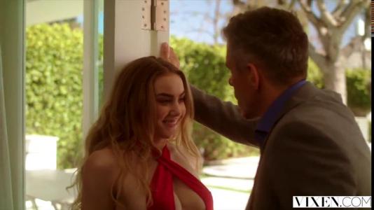 Превью Опытный мачо посадил на свой член очаровательную блондинку № 1543