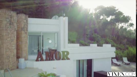 Превью Массаж на свежем воздухе и бурный секс с очаровательной красоткой № 1648