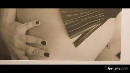 Превью Красивая брюнетка испытала оргазм от грубого секса № 19055