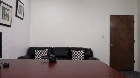 Превью Худышка с маленькими сиськами отлично ебется в попку № 19067