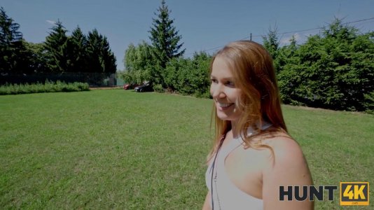 Превью В видео от первого лица девки кайфуют от групповушки № 19176