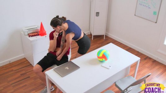 Превью Девица прокатилась на члене инструктора по вождению № 19200