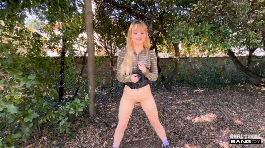 Превью Блондинка на члене пикапера отлично провела время № 19226