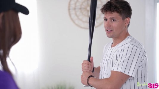 Превью Большими сиськами девица трясет сидя на члене парня № 19263