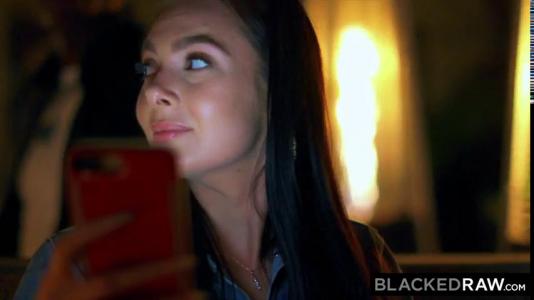 Превью Негр дрючит во всех позах страстную брюнетку с маленькими сиськами № 216