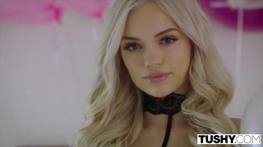 Превью Молодой учитель отымел свою студентку во все ее дырочки № 314