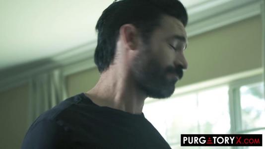 Превью Бородатый мужик жестко отымел свою непослушную подругу № 449