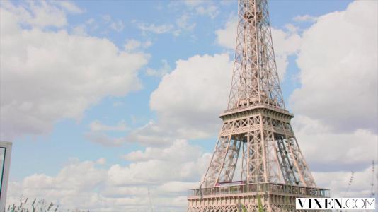 Превью Романтичный секс с очаровательной телкой на свежем воздухе № 478