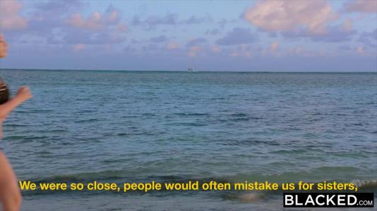 Превью Негры устроили групповой секс на пляже с очаровательными телками № 480