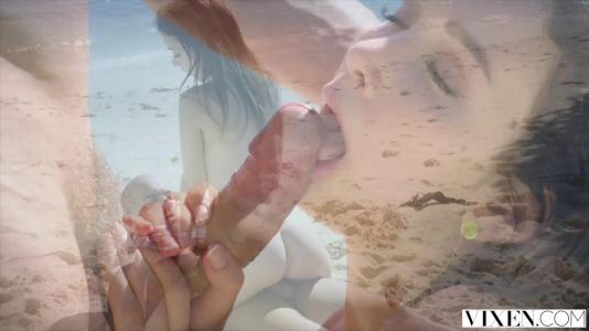 Мужик занялся страстным сексом с любовницей прямо на пляже