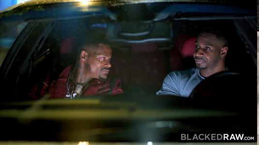 Превью Негры отымели двойным проникновением сексуальную блондинку № 900